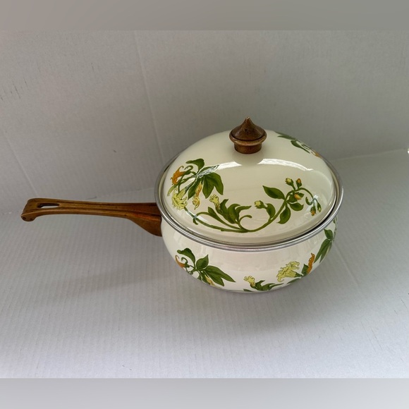 Floral Enamel Saucepan with Brass Handle - Picture 1 of 15